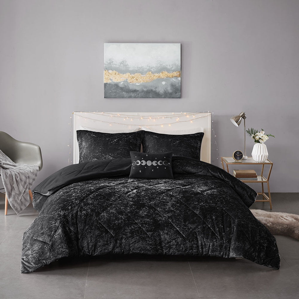 Twin/Twin XL Velvet Comforter Set with Throw Pillow Media 7