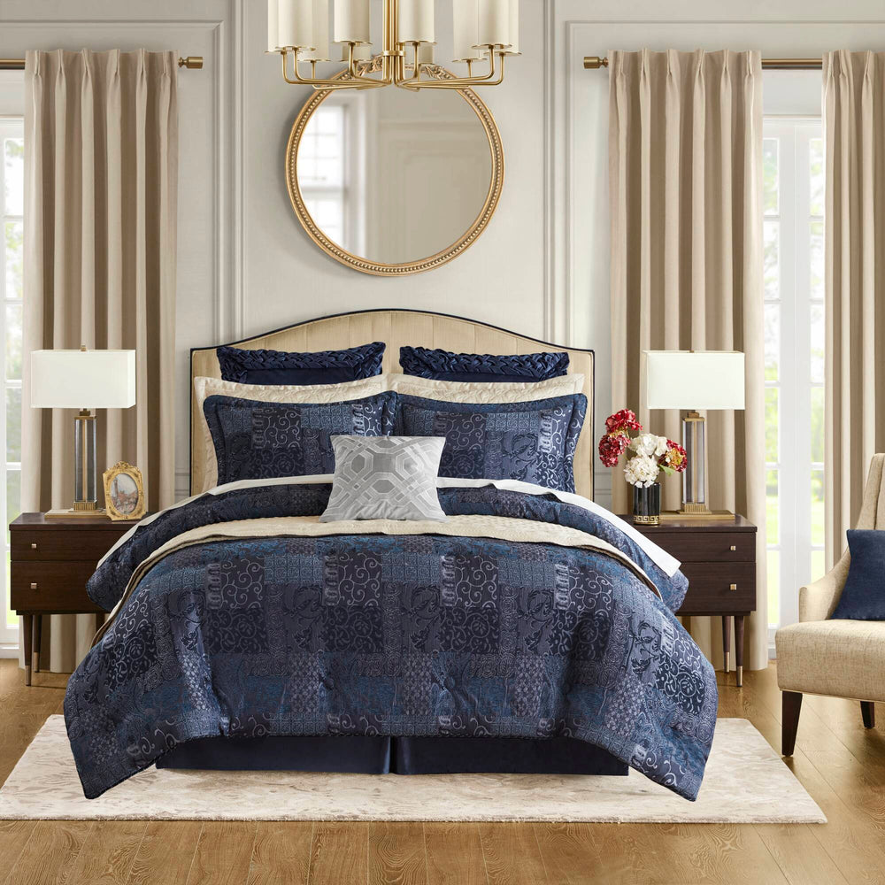 4 PCS Queen Comforter Set Navy Media 1