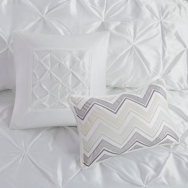 7 Piece Tufted Comforter Set White Full