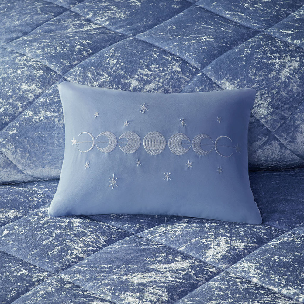 Twin/Twin XL Velvet Duvet Cover Set with Throw Pillow Media 4