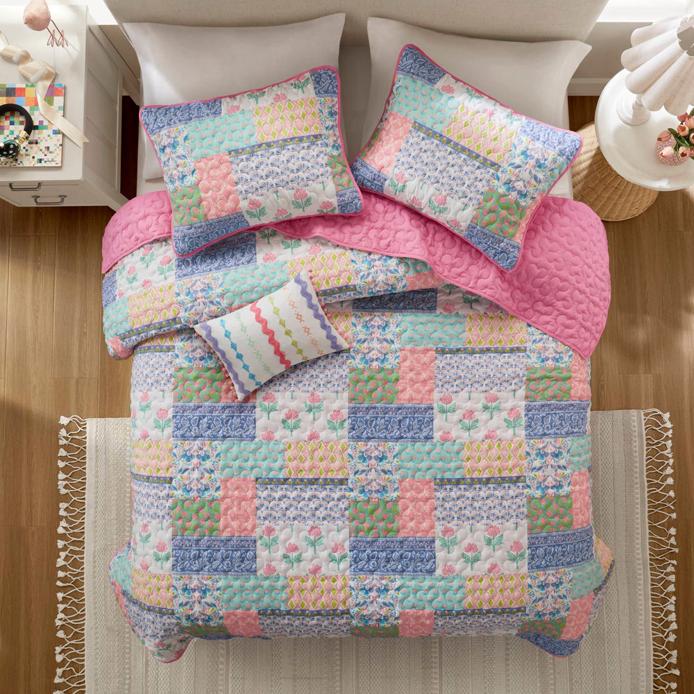 4-Piece Full/Queen 4pcs Quilt Set,Pink Media 18