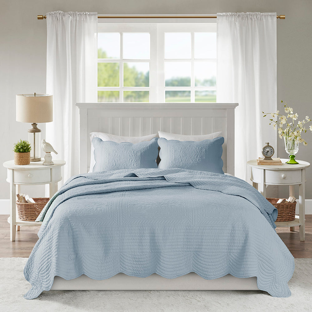 3 Piece Reversible Scalloped Edge Quilt Set Blue Full/Queen Media 2