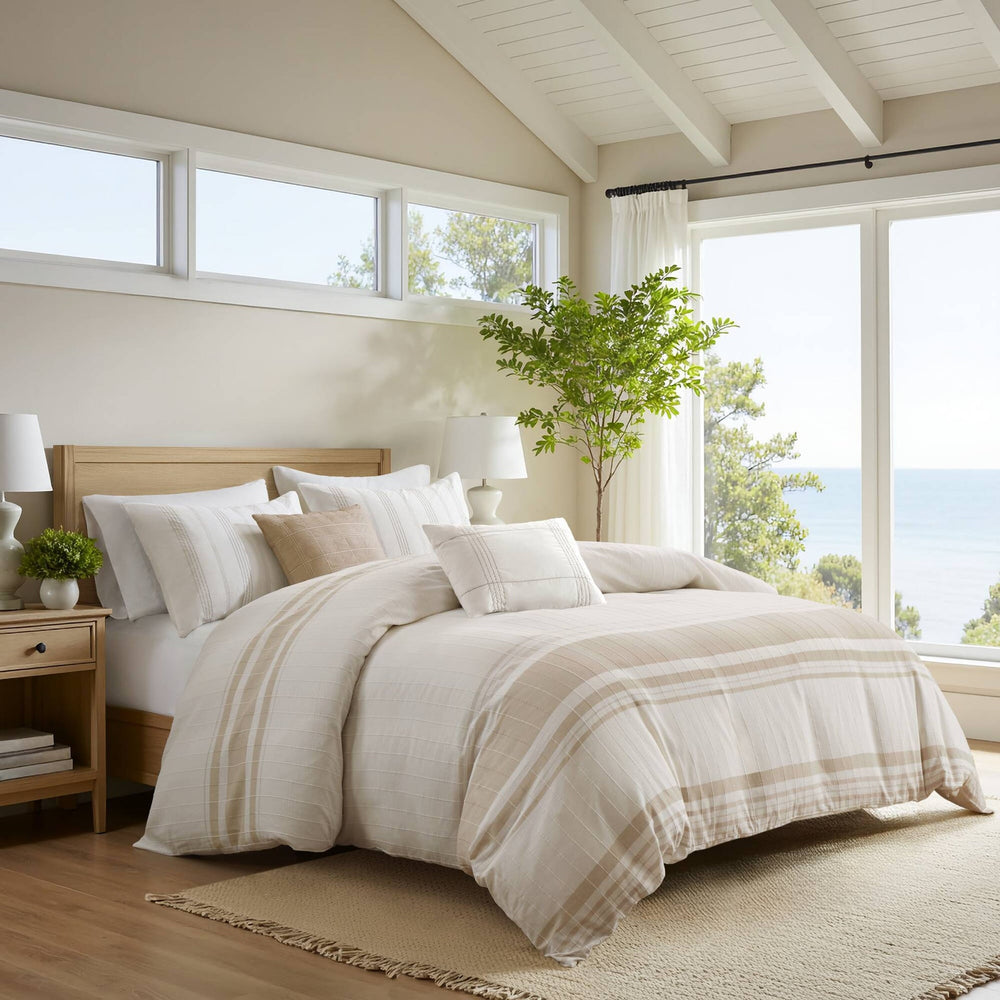 5- Piece Full/Queen Cotton Jaquard Duvet Set Media 1