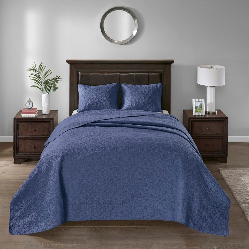 Reversible Bedspread Set Navy Queen Media 3