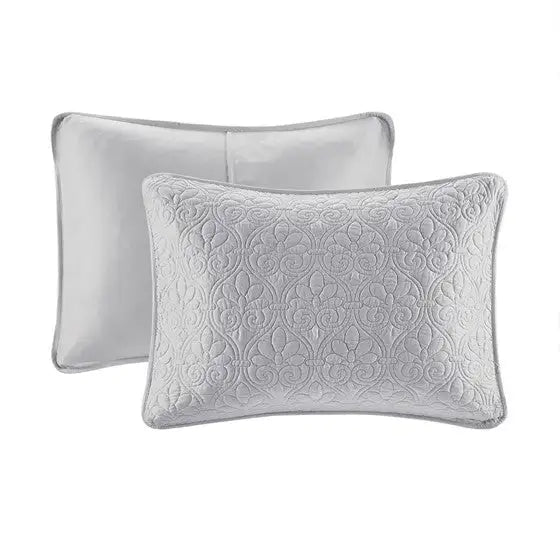 Reversible Quilt and Bedspread Set
