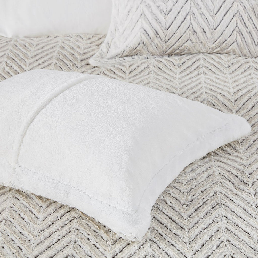 Full/Queen Ultra Plush Down Alternative Comforter Set Media 5