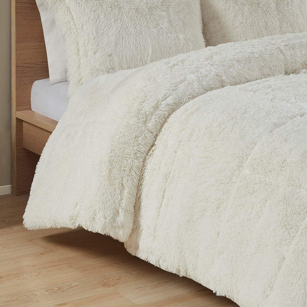 Twin/Twin XL Shaggy Long Fur Comforter Mini Set Media 3