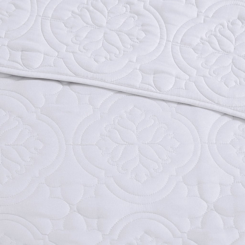 3 Piece Reversible Bedspread Set White Full/Queen