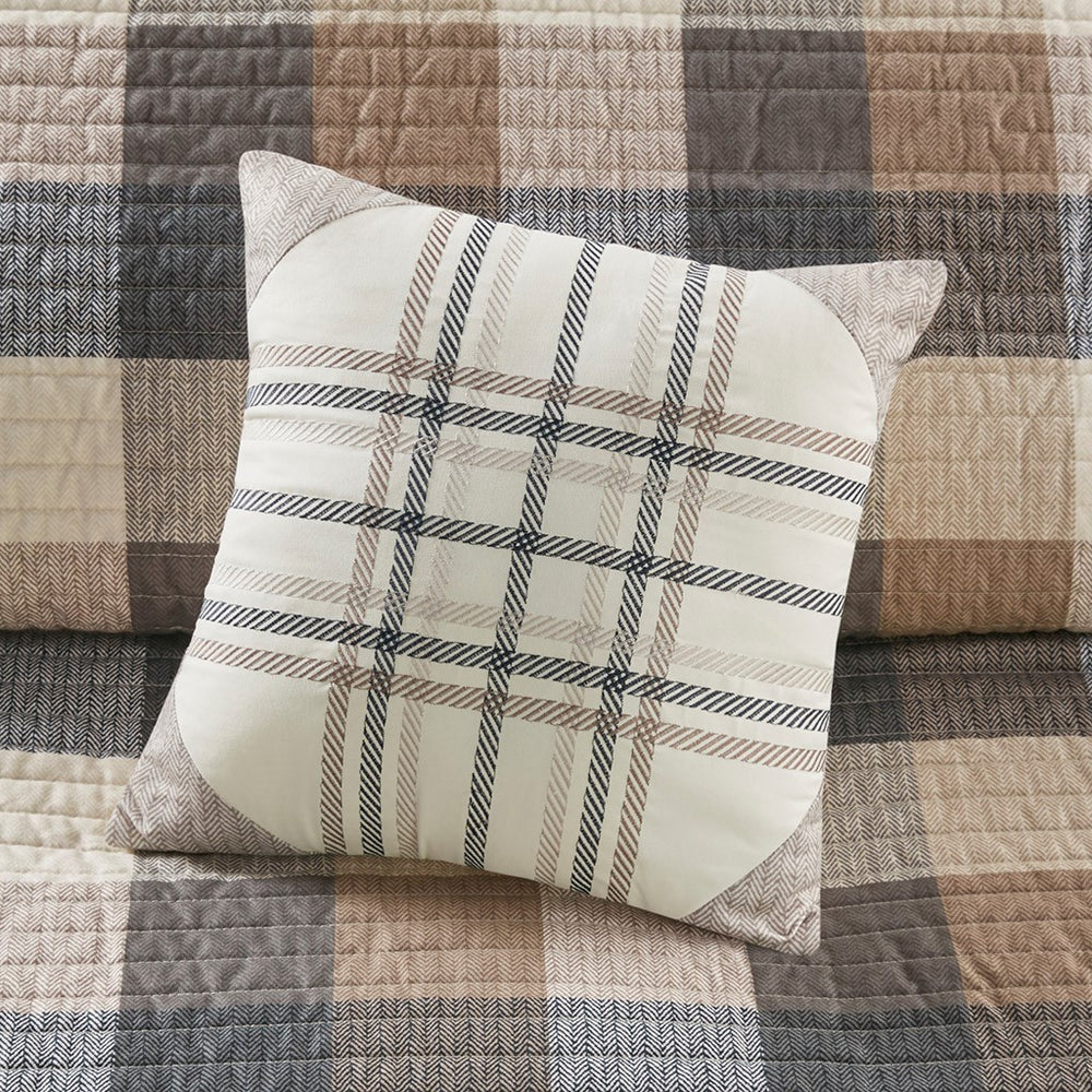 6 Piece Printed Herringbone Quilt Set with Throw Pillows Neutral King/Cal King Media 4