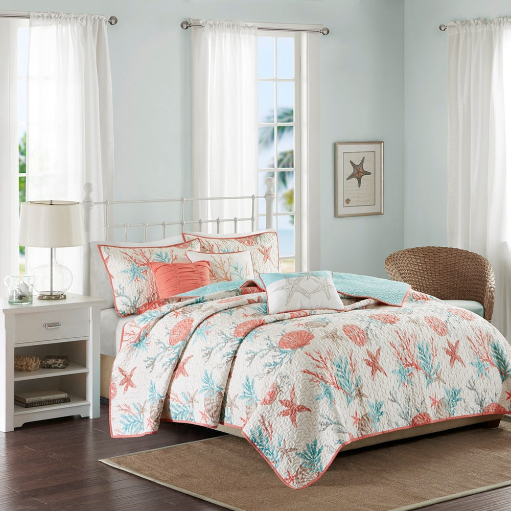 6 Piece Cotton Sateen Quilt Set with Throw Pillows Coral King/Cal King Media 1