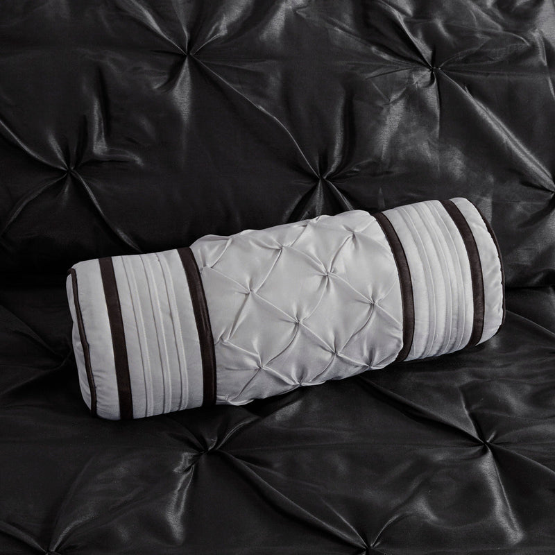 7 Piece Tufted Comforter Set Black Cal King