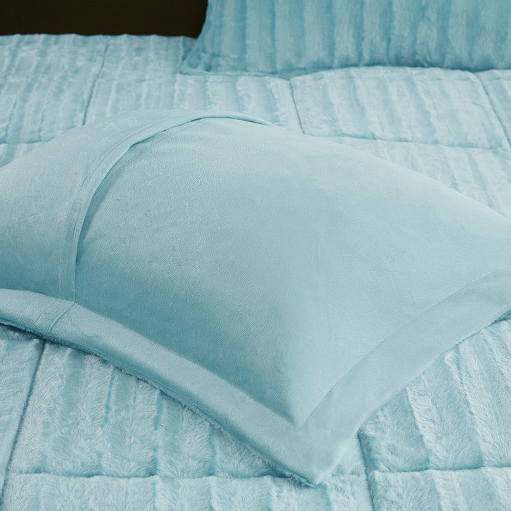 Full/Queen Faux Fur Comforter Mini Set Media 2