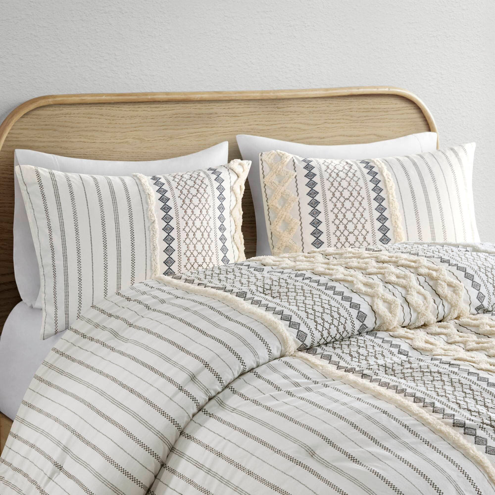 Cotton Printed Comforter Set with Chenille Ivory Full/Queen Media 12