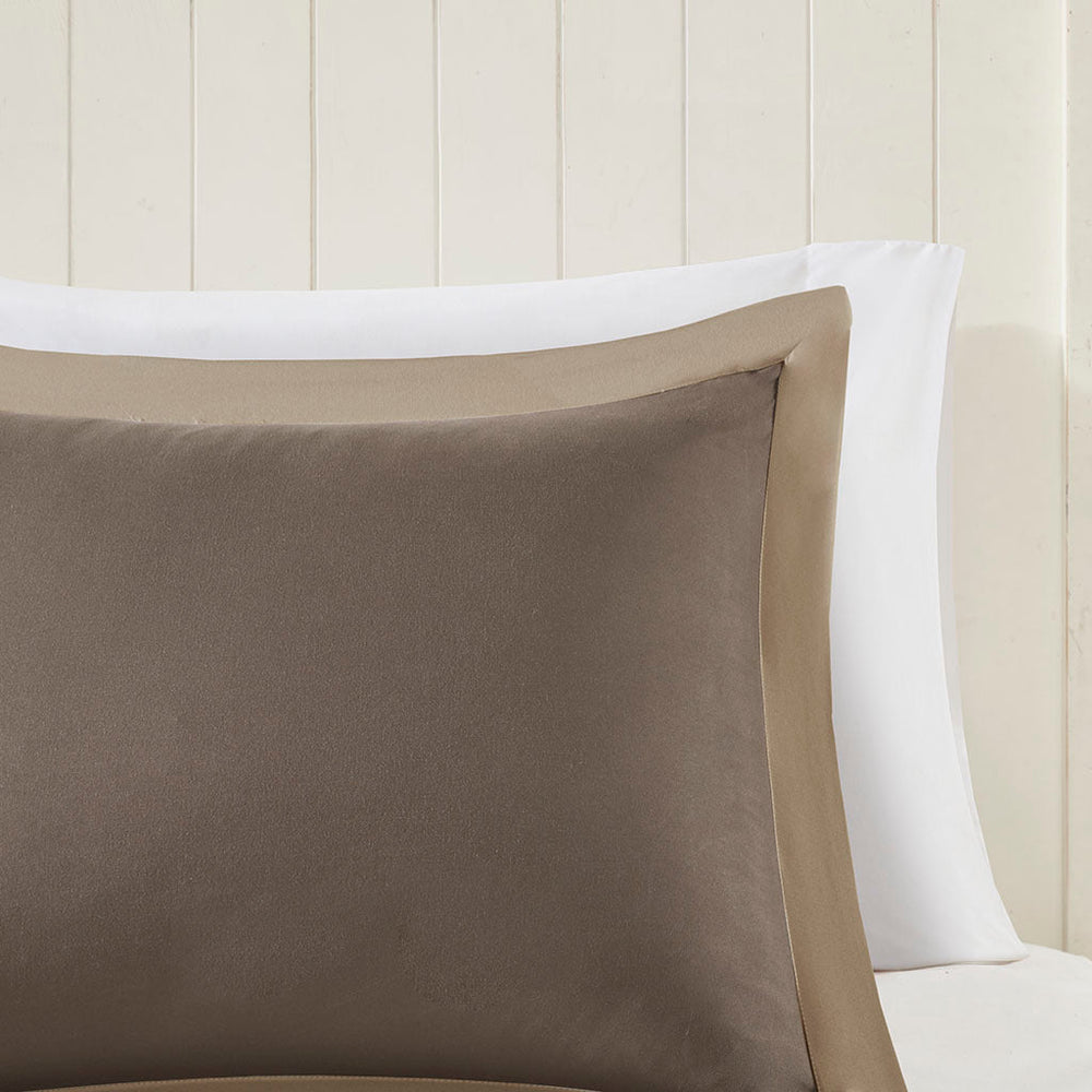 Full/Queen 3M Scotchgard Diamond Quilting Reversible Down Alternative Comforter Set Media 6