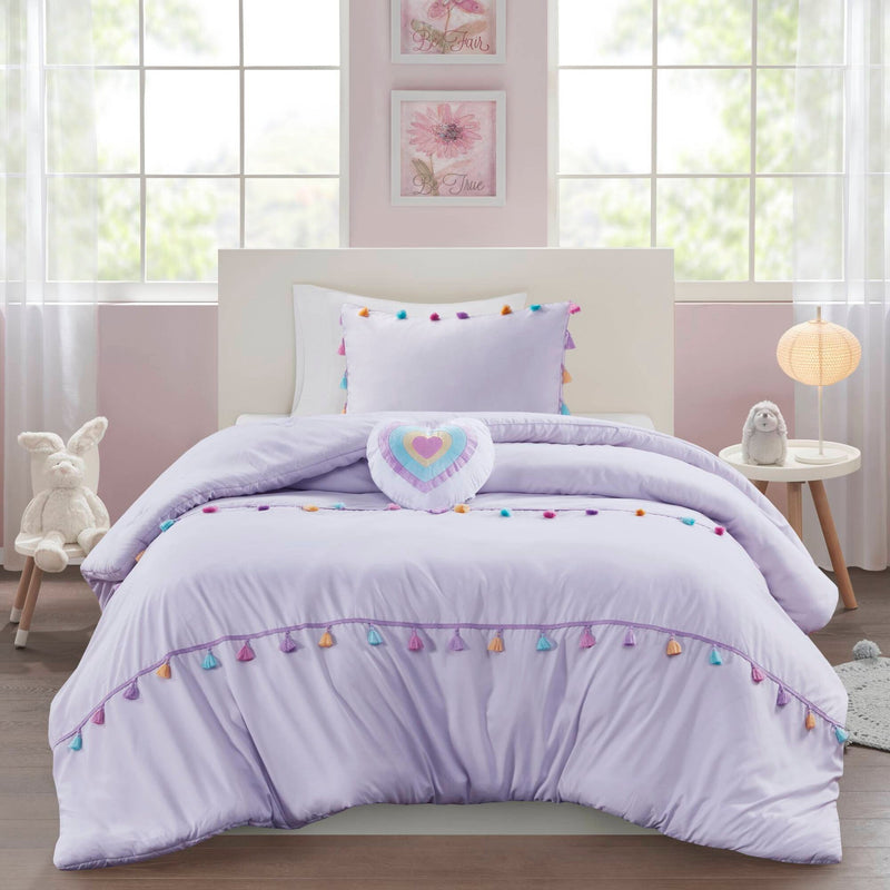 Tassel Comforter Set with Heart Shaped Throw Pillow Full/Queen