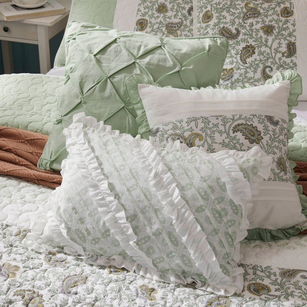 6 Piece Cotton Percale Quilt Set with Throw Pillows Full/Queen Media 6