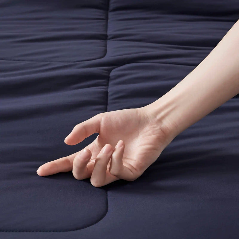 1 Piece Down Alternative Comforter