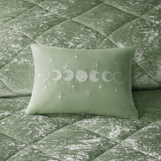 Twin/Twin XL Velvet Comforter Set with Throw Pillow Media 4