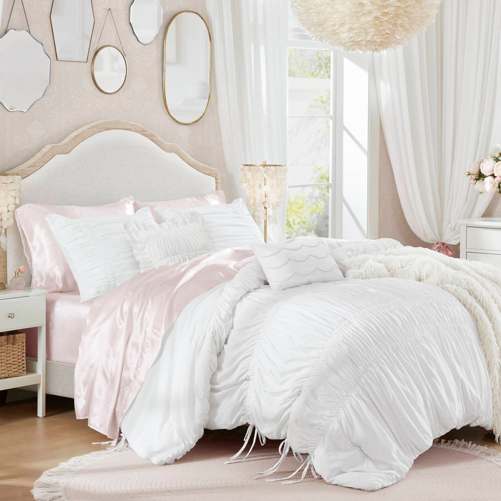 5 Pieces Full/Queen Comforter Set,White Media 18