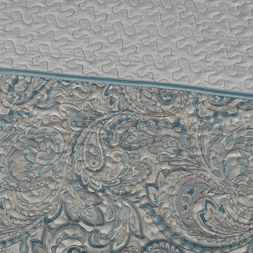 5 Piece Jacquard Bedspread Set with Throw Pillows Teal Queen Media 4