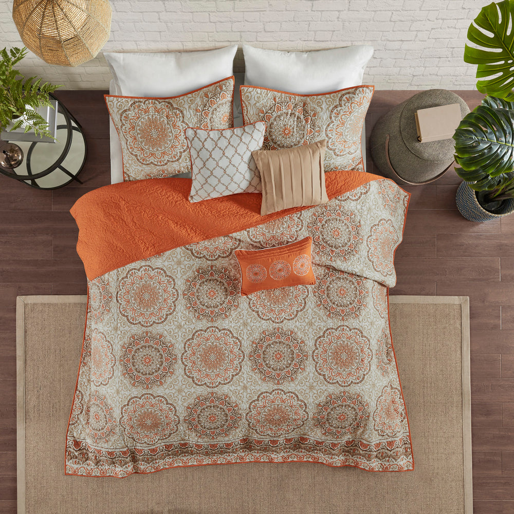 6 Piece Reversible Quilt Set with Throw Pillows Orange King/Cal King Media 12