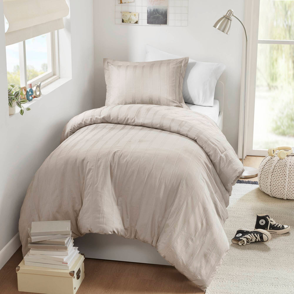 2-Piece Twin/Twin XL Woven Striped Duvet Set Media 15
