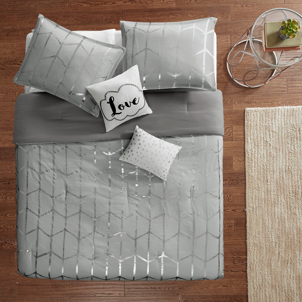 King/Cal King Metallic Printed Comforter Set Media 10