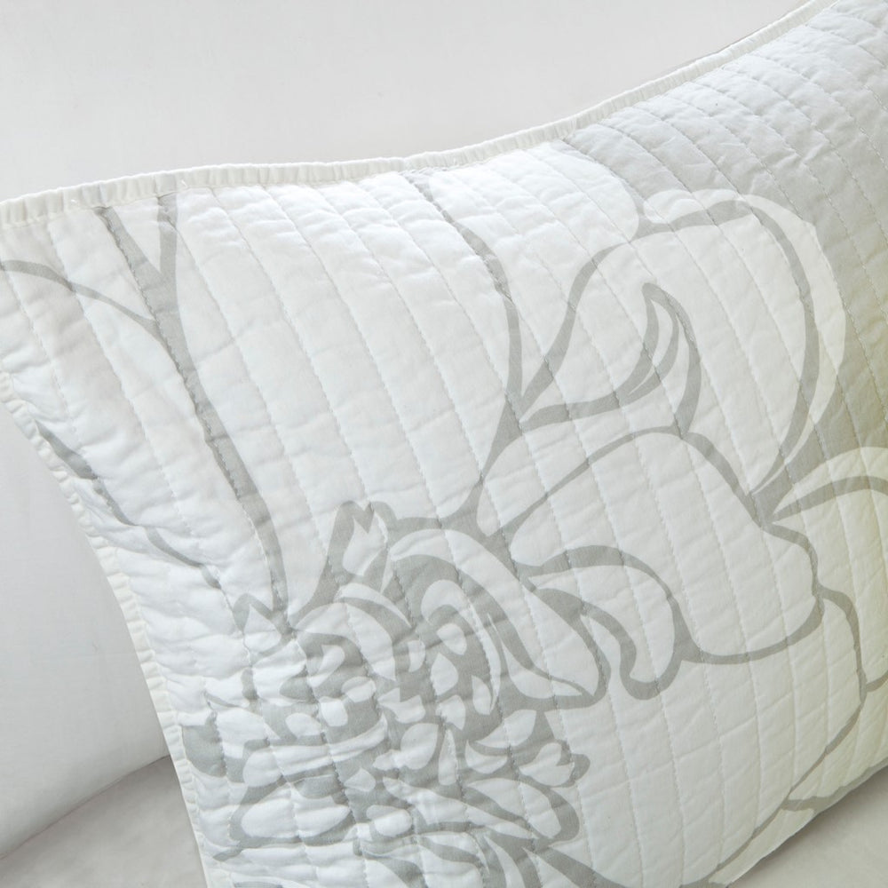 6 Piece Printed Cotton Quilt Set with Throw Pillows Taupe Grey/Yellow Full/Queen Media 4