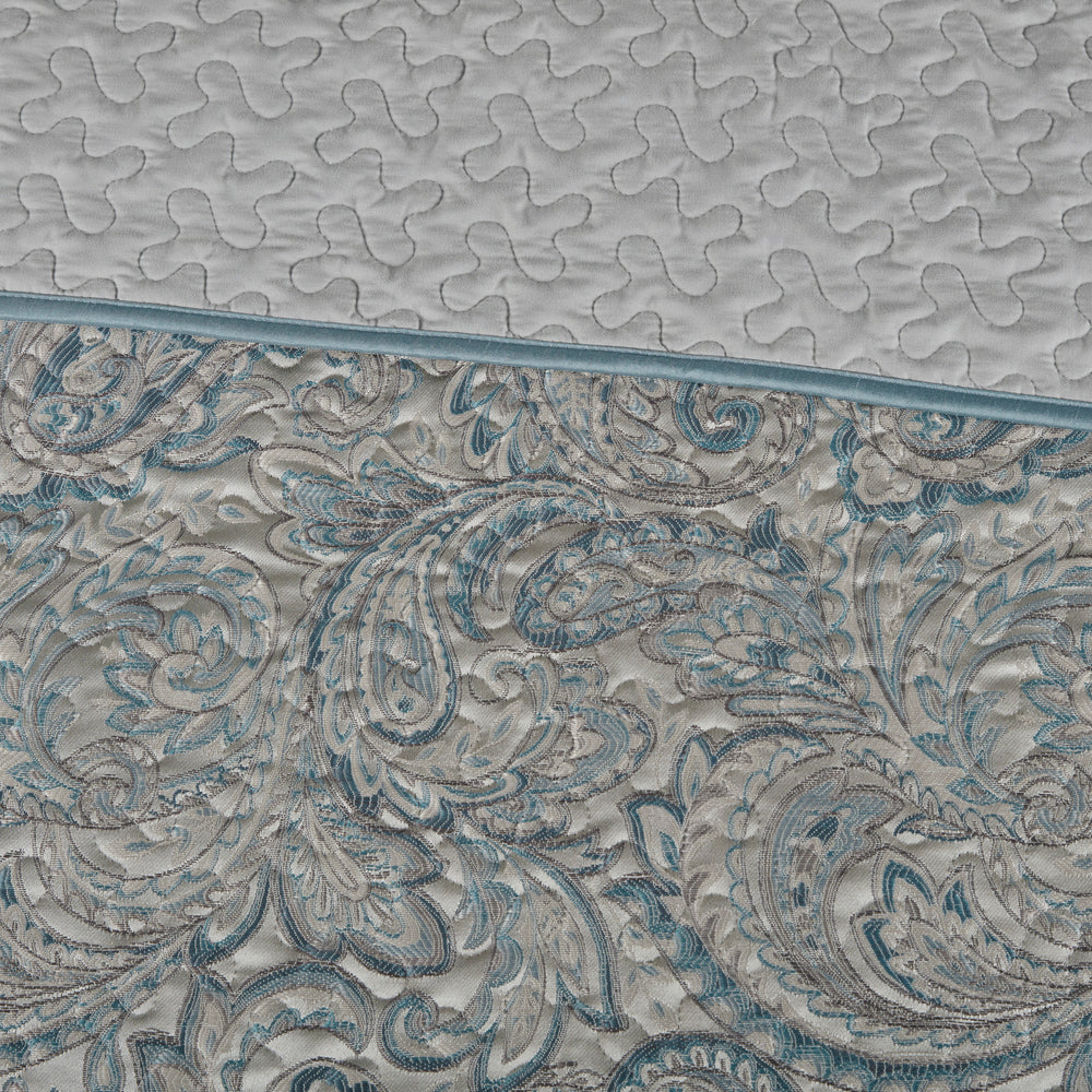 5 Piece Jacquard Bedspread Set with Throw Pillows Teal King Media 15