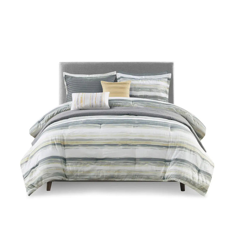 8 Piece Printed Seersucker Comforter and Quilt Set Collection