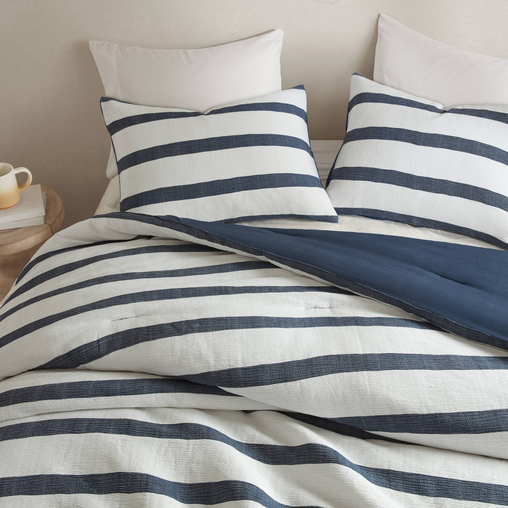 3-Piece Full/Queen Yarn-dyed striped comforter Media 15
