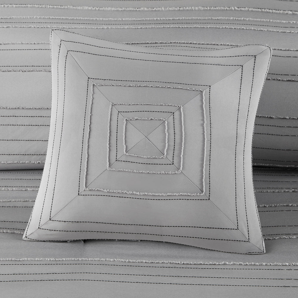 3 PCS Twin/Twin XL Cationic Dyed Clip Jacquard Comforter Set with Throw Pillow Gray Media 2