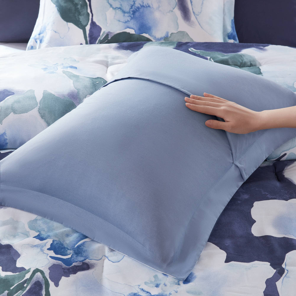 7- Piece Queen Comforter Set Media 8