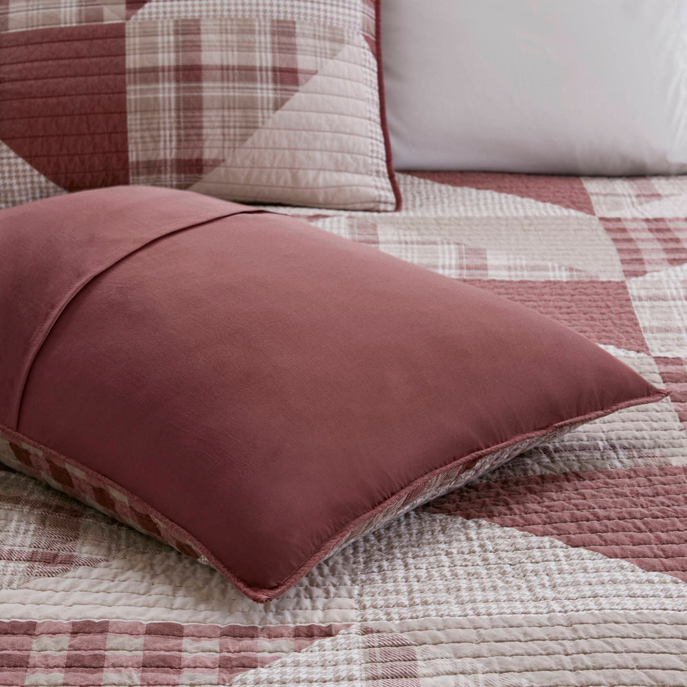 3- Piece Full/Queen Coverlet Mini Set Media 12
