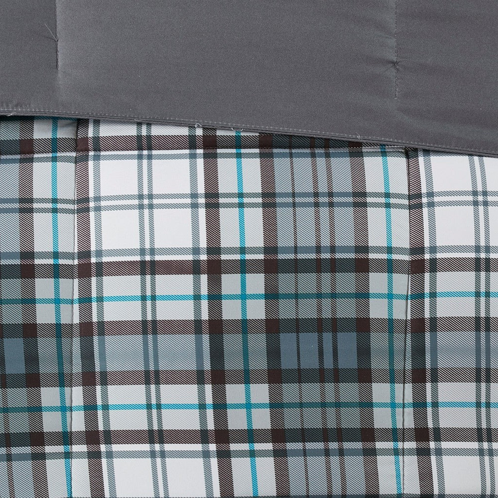 Twin/Twin XL 3M Scotchgard Down Alternative All Season Comforter Set Media 3