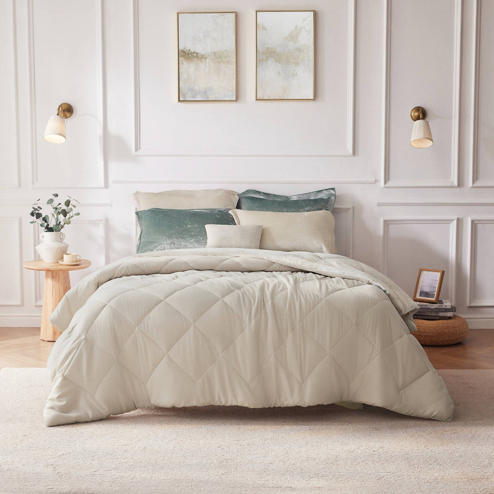3 PCS Twin/Twin XL Velvet Duvet Cover Set with Throw Pillow Champagne Media 9