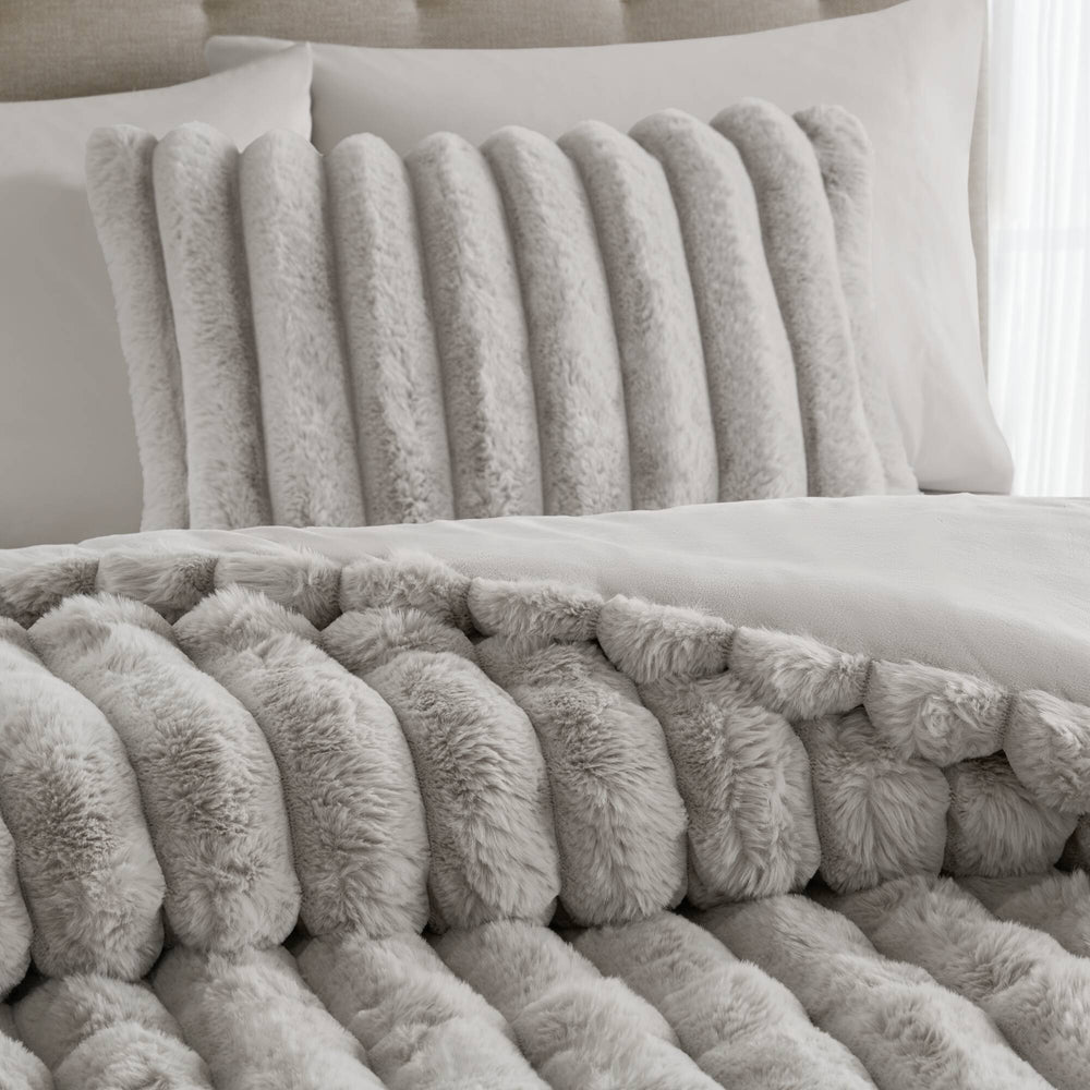 3 Pieces King  soft Faux Fur Ribbed Comforter Set,Light Gray Media 8
