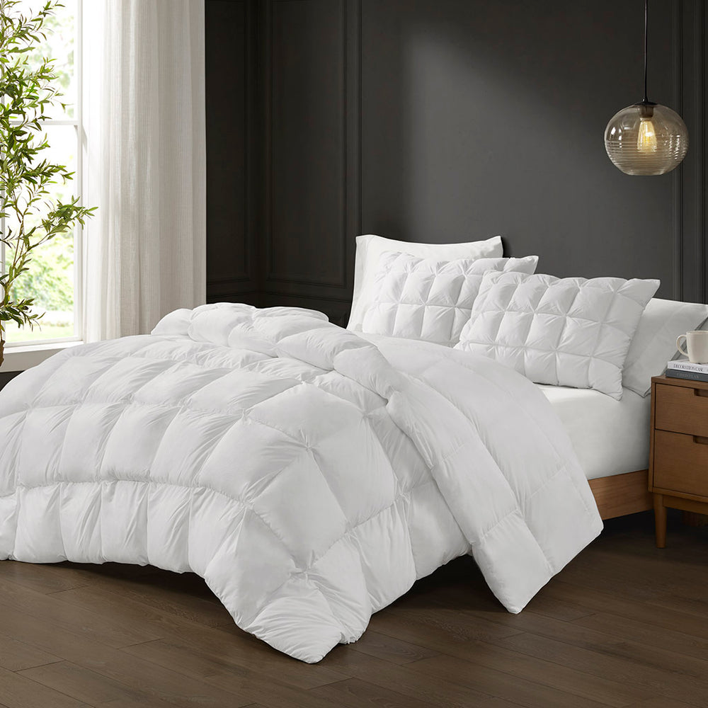 Overfilled Down Alternative Comforter White King/Cal King Media 1