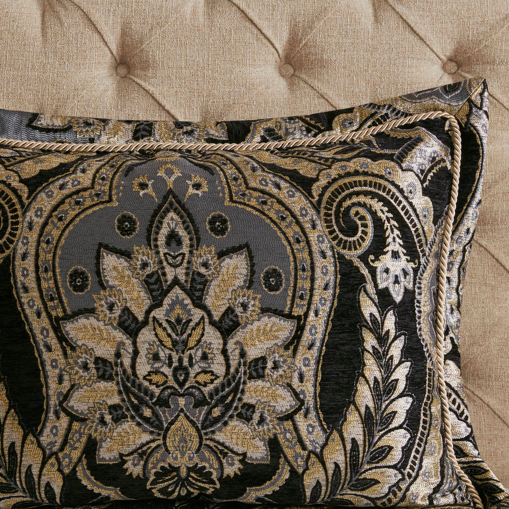 4 PCS Cal King Comforter Set Media 6