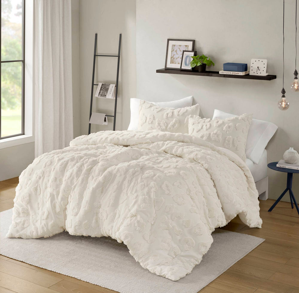 Animal Chenille Comforter Set Twin/Twin XL Media 1