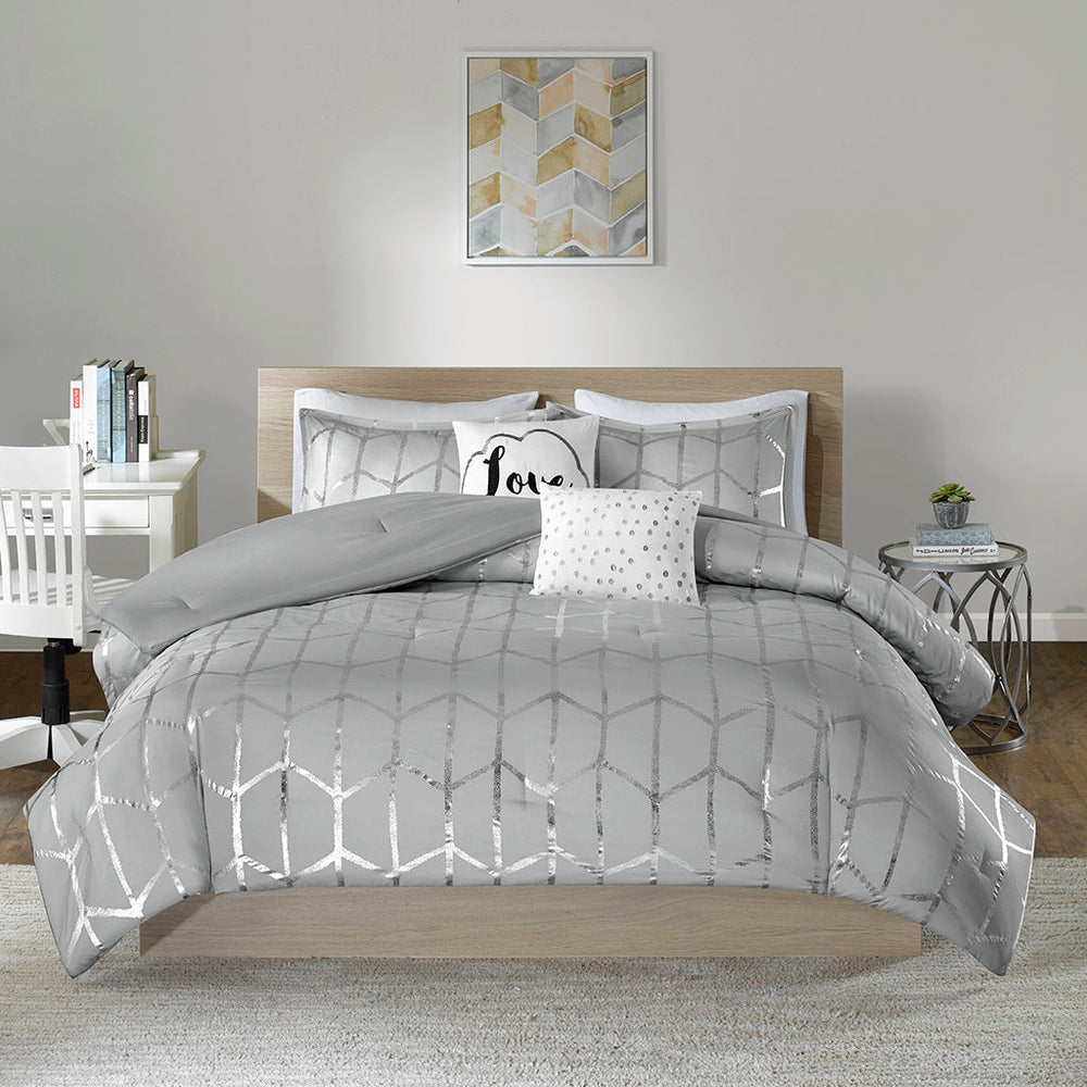Twin/Twin XL Metallic Printed Comforter Set Media 4