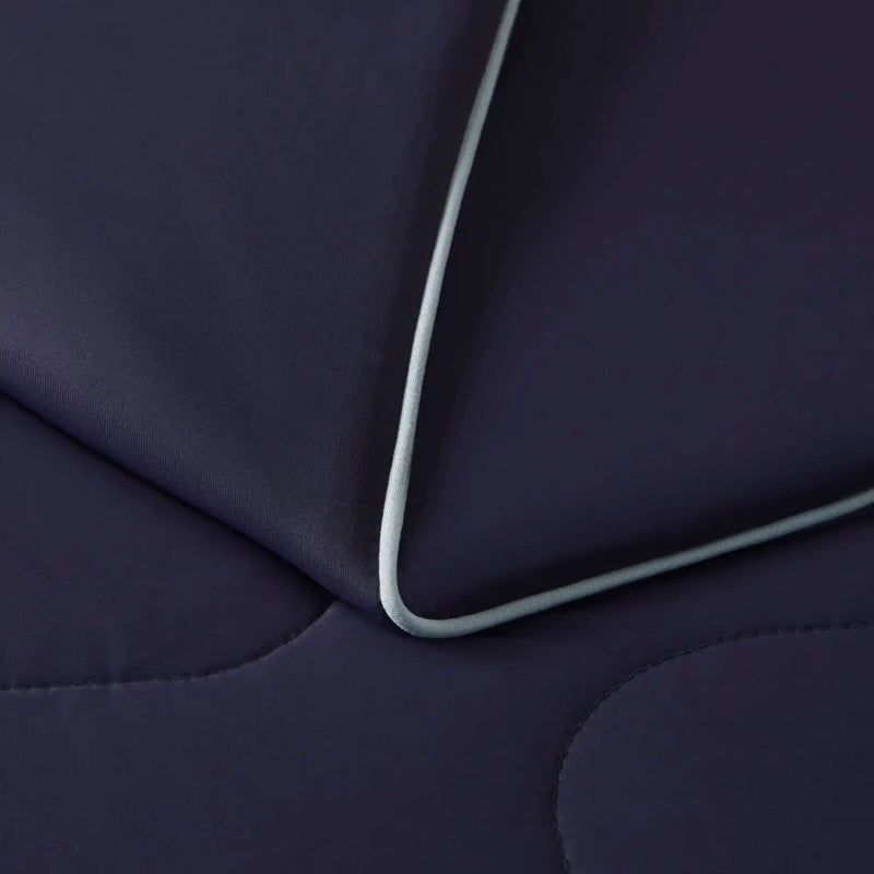 1 Piece Down Alternative Comforter