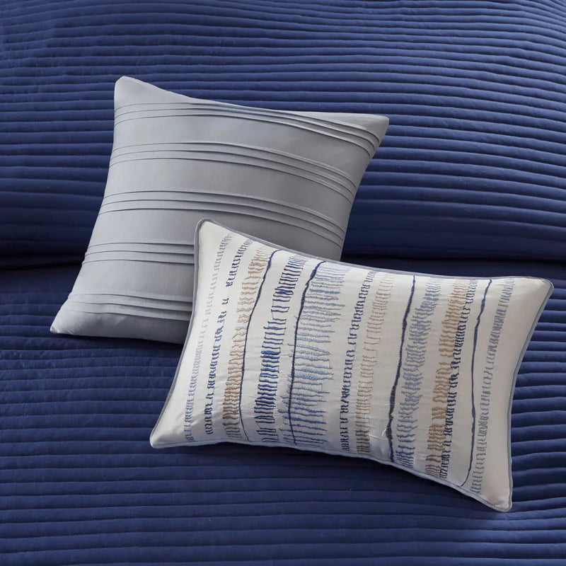 8 Piece Printed Seersucker Comforter and Quilt Set Collection