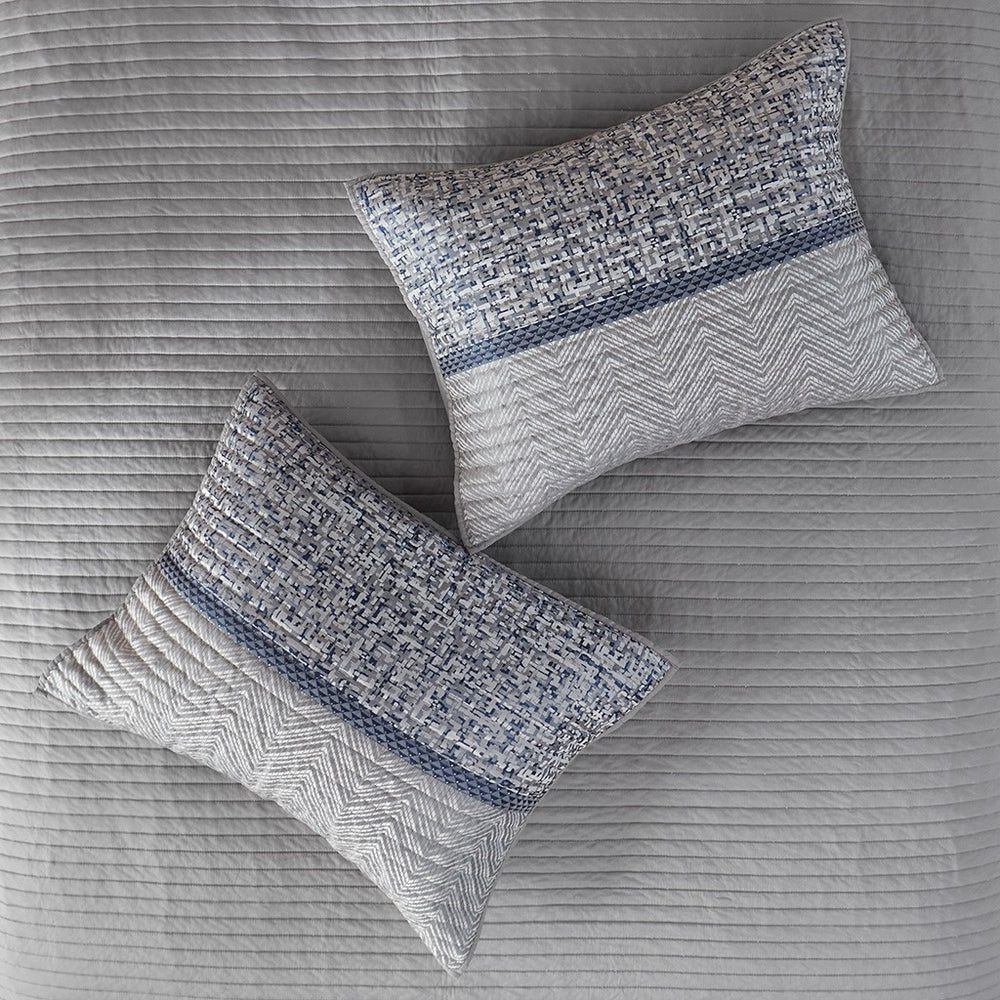 6 Piece Reversible Jacquard Quilt Set with Throw Pillows Navy Full/Queen Media 16