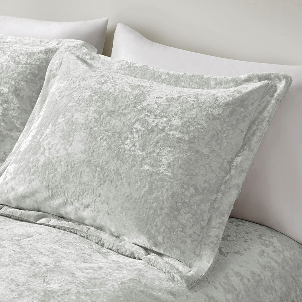 King/Cal King Crushed Velvet Sherpa Reversible Comforter Set Media 11