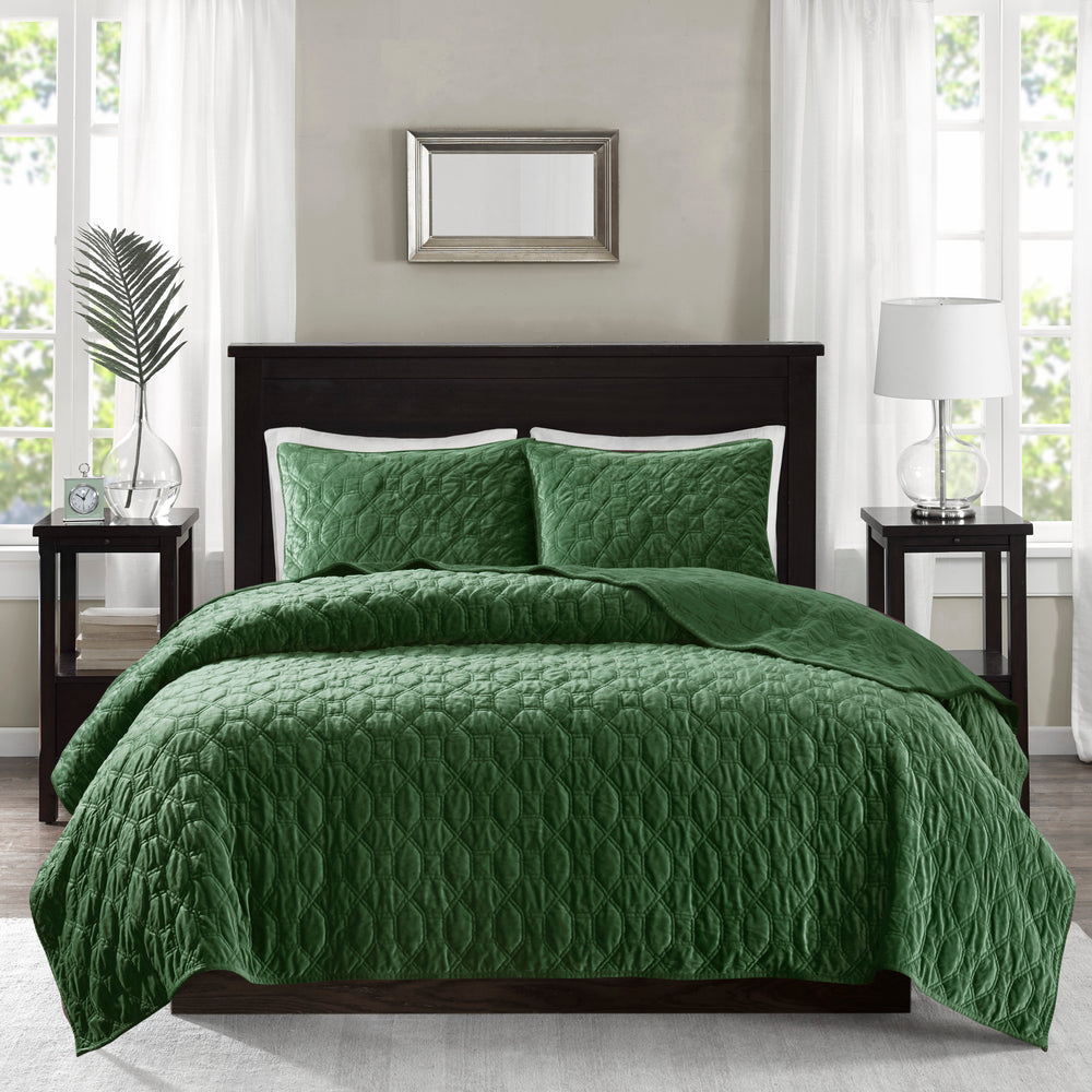 3 Piece Velvet Quilt Set Green Full/Queen Media 3