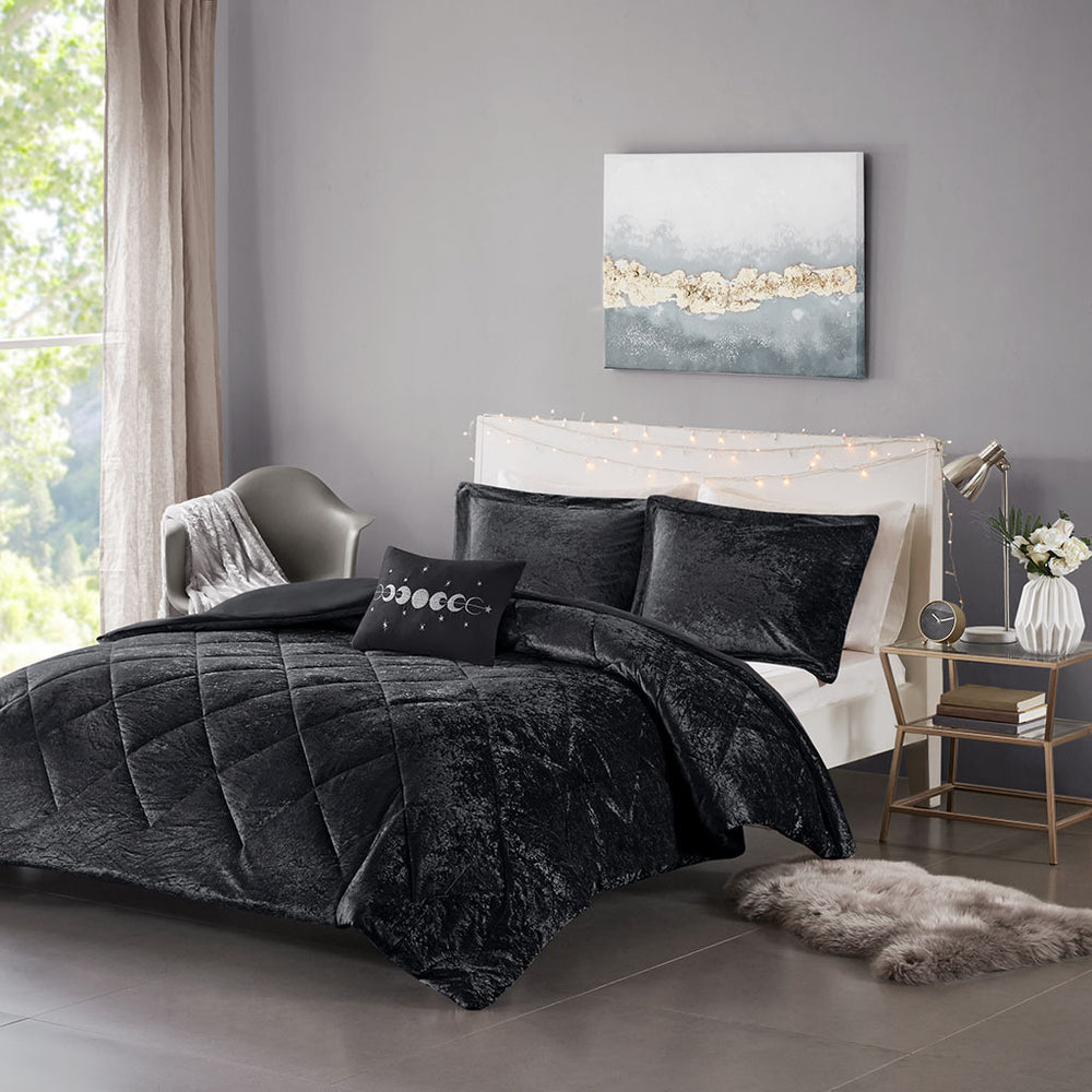 Twin/Twin XL Velvet Duvet Cover Set with Throw Pillow Media 1