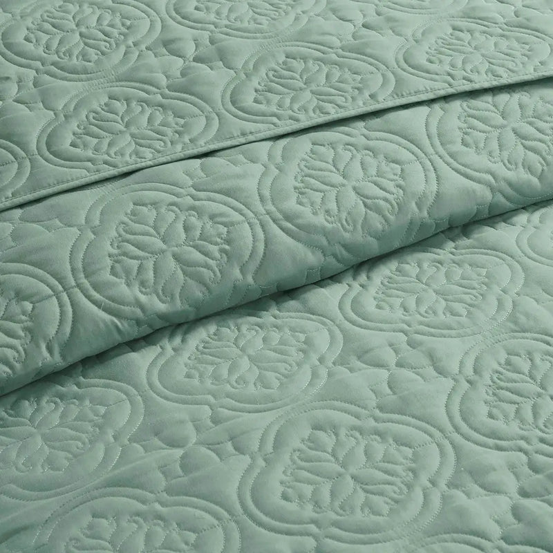 3 Piece Reversible Bedspread Set