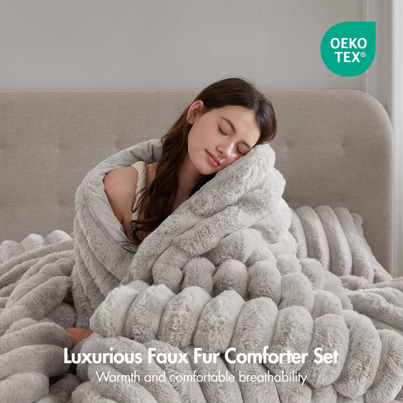 3 Pieces Full/Queen  soft Faux Fur Ribbed Comforter Set,Light Gray