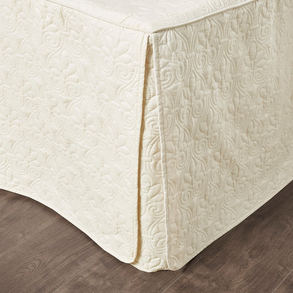 3 Piece Split Corner Pleated Quilted Bedspread Cream Queen Media 3